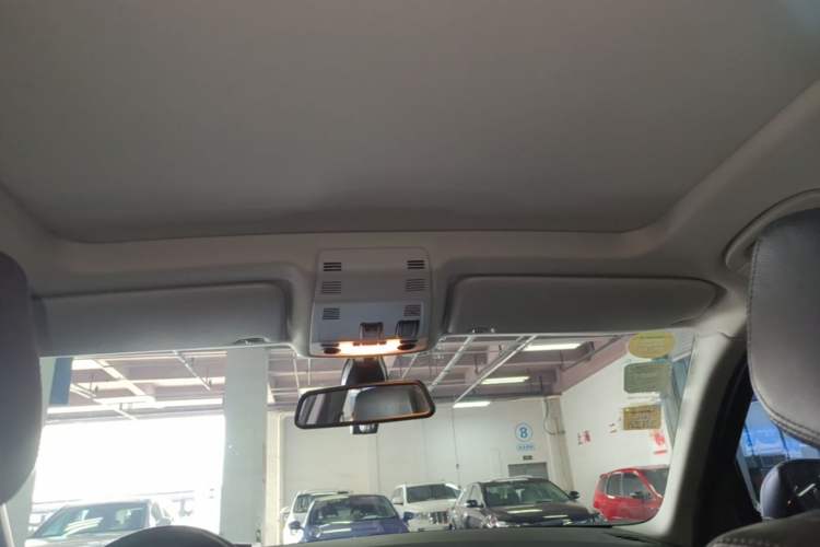 Used BMW X1 2015 sDrive18i Fashion Upgrade Edition Headliner