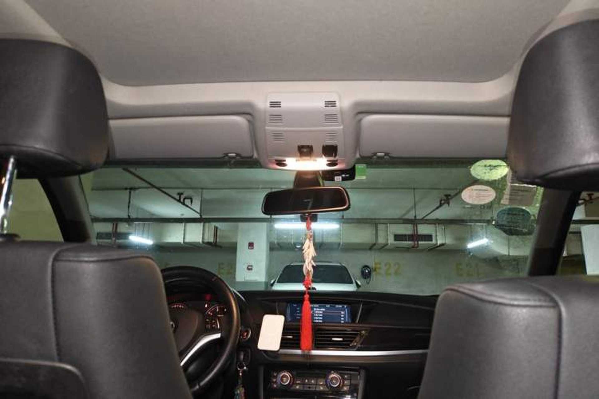 Used BMW X1 2015 sDrive18i Leading Edition Headliner