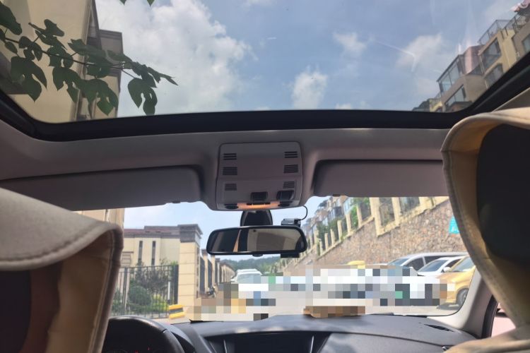 Used BMW X1 2015 sDrive18i Leading Edition Headliner