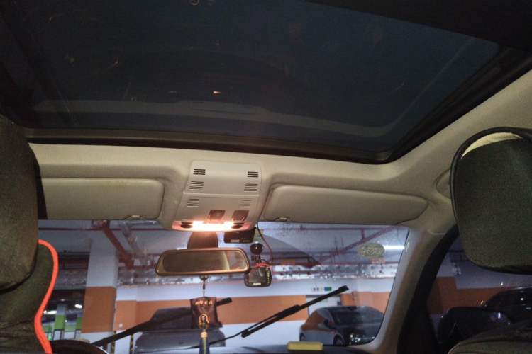Used BMW X1 2015 sDrive18i Fashion Upgrade Edition Headliner