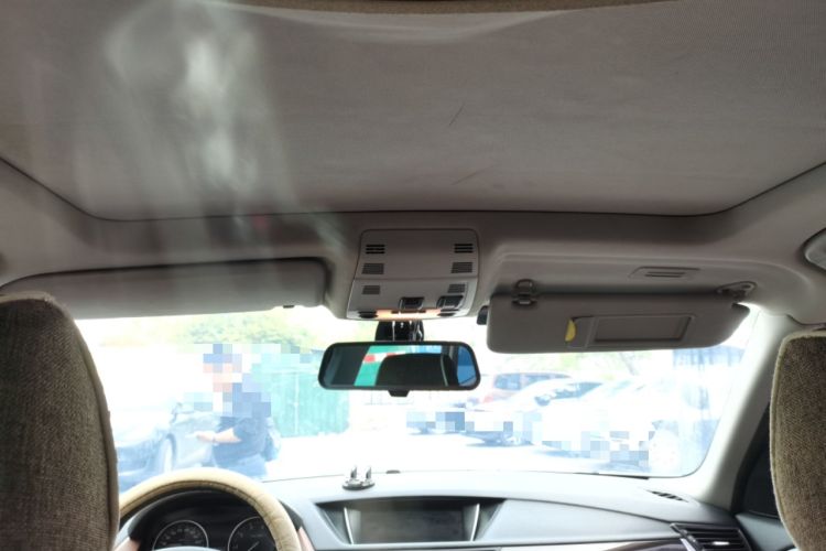 Used BMW X1 2015 sDrive18i Leading Edition Headliner