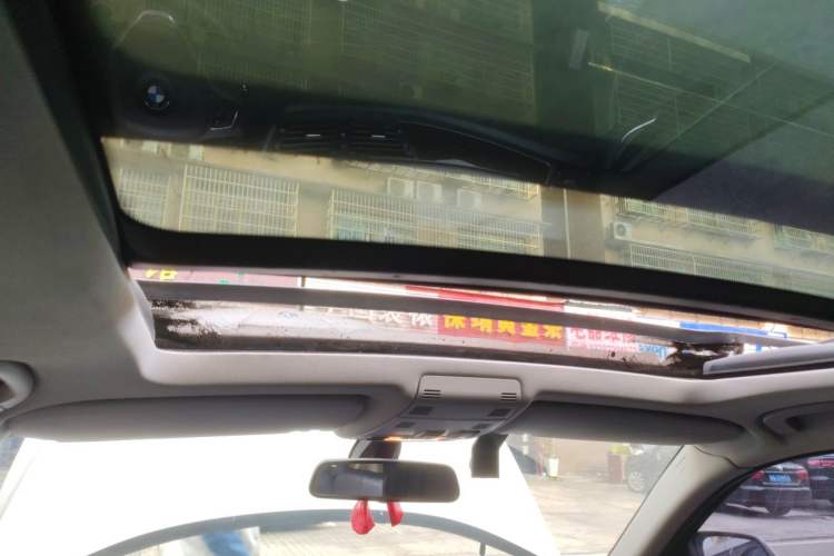 Used BMW X1 2015 sDrive18i Leading Edition Headliner