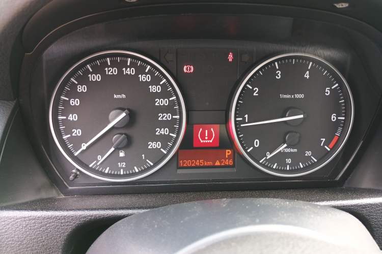 Used BMW X1 2015 sDrive18i Fashion Upgrade Edition Instrument Cluster