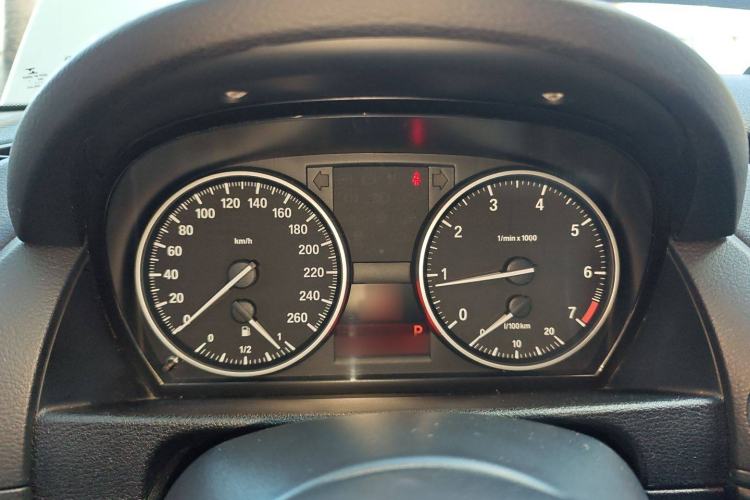 Used BMW X1 2015 sDrive18i Leading Edition Instrument Cluster