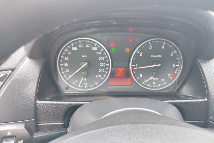 Used BMW X1 2015 sDrive18i Fashion Upgrade Edition Instrument Cluster