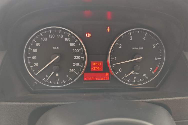 Used BMW X1 2015 sDrive18i Fashion Upgrade Edition Instrument Cluster