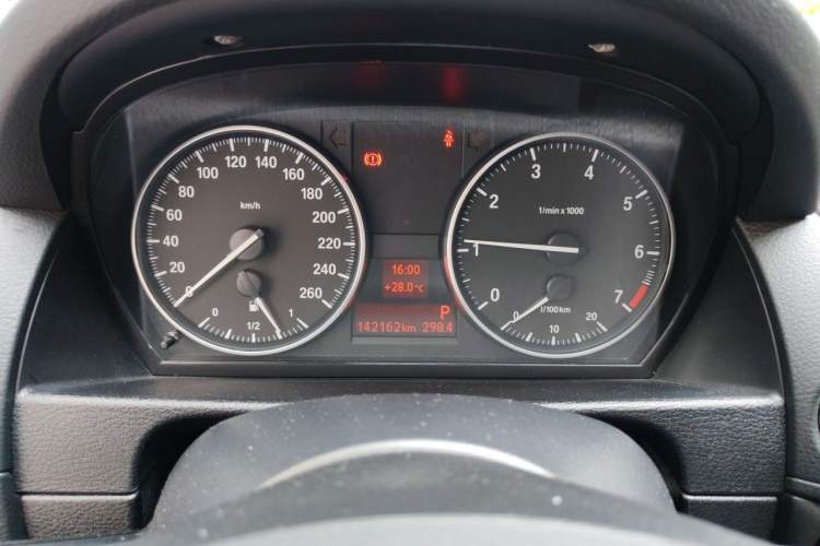 Used BMW X1 2015 sDrive18i Leading Edition Instrument Cluster