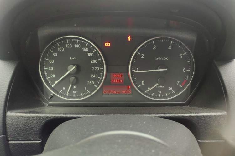 Used BMW X1 2015 sDrive18i Fashion Upgrade Edition Instrument Cluster