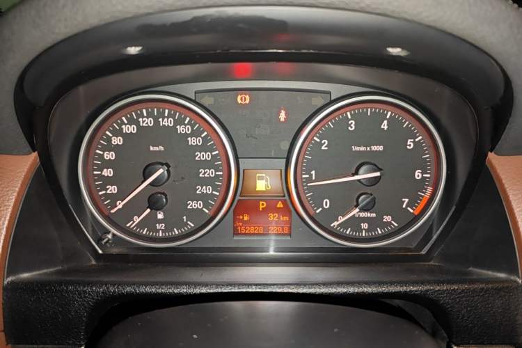 Used BMW X1 2015 xDrive20i X Package Upgrade Edition Instrument Cluster