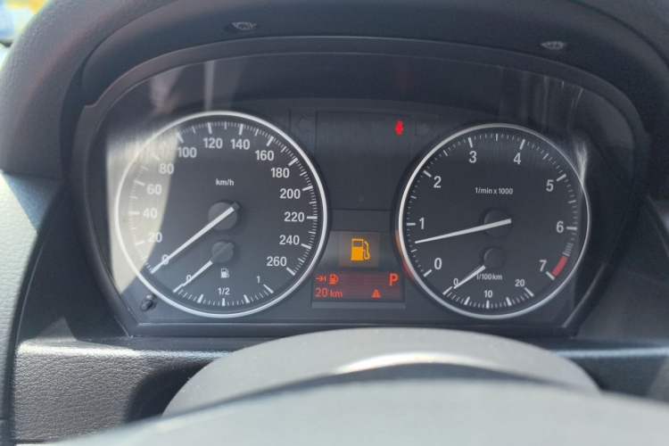 Used BMW X1 2015 sDrive18i Fashion Upgrade Edition Instrument Cluster