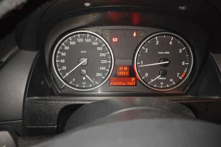 Used BMW X1 2015 sDrive18i Fashion Upgrade Edition Instrument Cluster