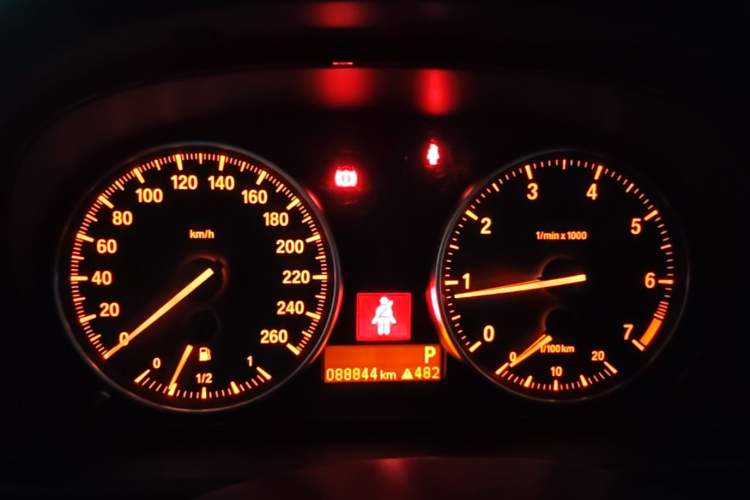 Used BMW X1 2015 sDrive18i Fashion Upgrade Edition Instrument Cluster