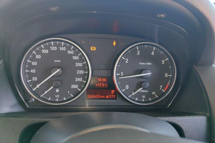 Used BMW X1 2015 sDrive18i Fashion Upgrade Edition Instrument Cluster