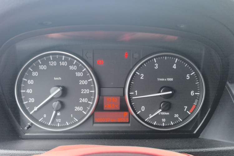 Used BMW X1 2015 sDrive18i Leading Edition Instrument Cluster