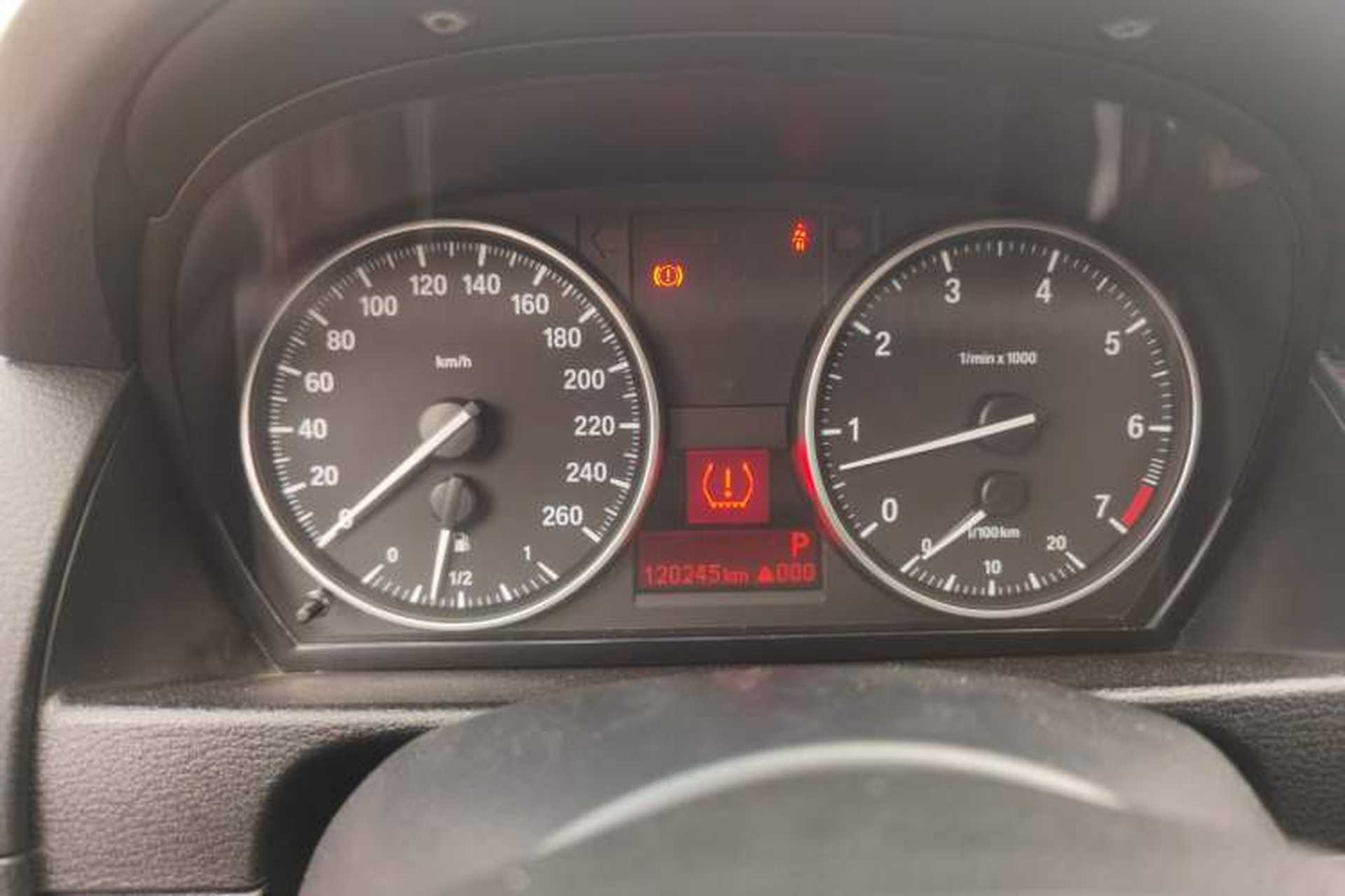 Used BMW X1 2015 sDrive18i Fashion Upgrade Edition Instrument Cluster