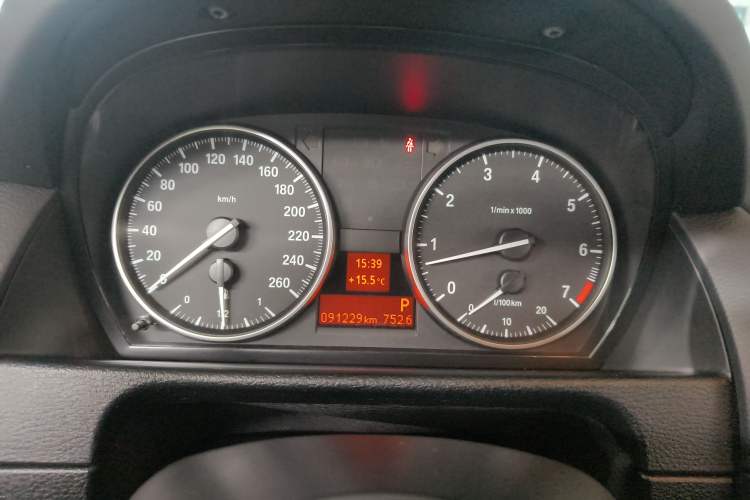 Used BMW X1 2015 sDrive18i Leading Edition Instrument Cluster