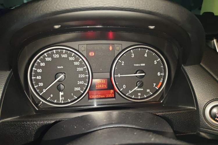 Used BMW X1 2015 sDrive18i Leading Edition Instrument Cluster