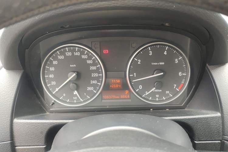 Used BMW X1 2015 sDrive18i Leading Edition Instrument Cluster