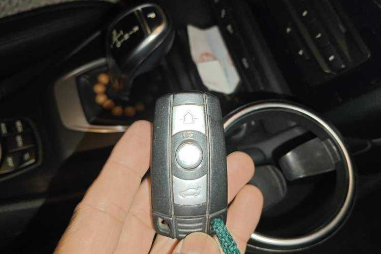 Used BMW X1 2015 sDrive18i Leading Edition Interior 1