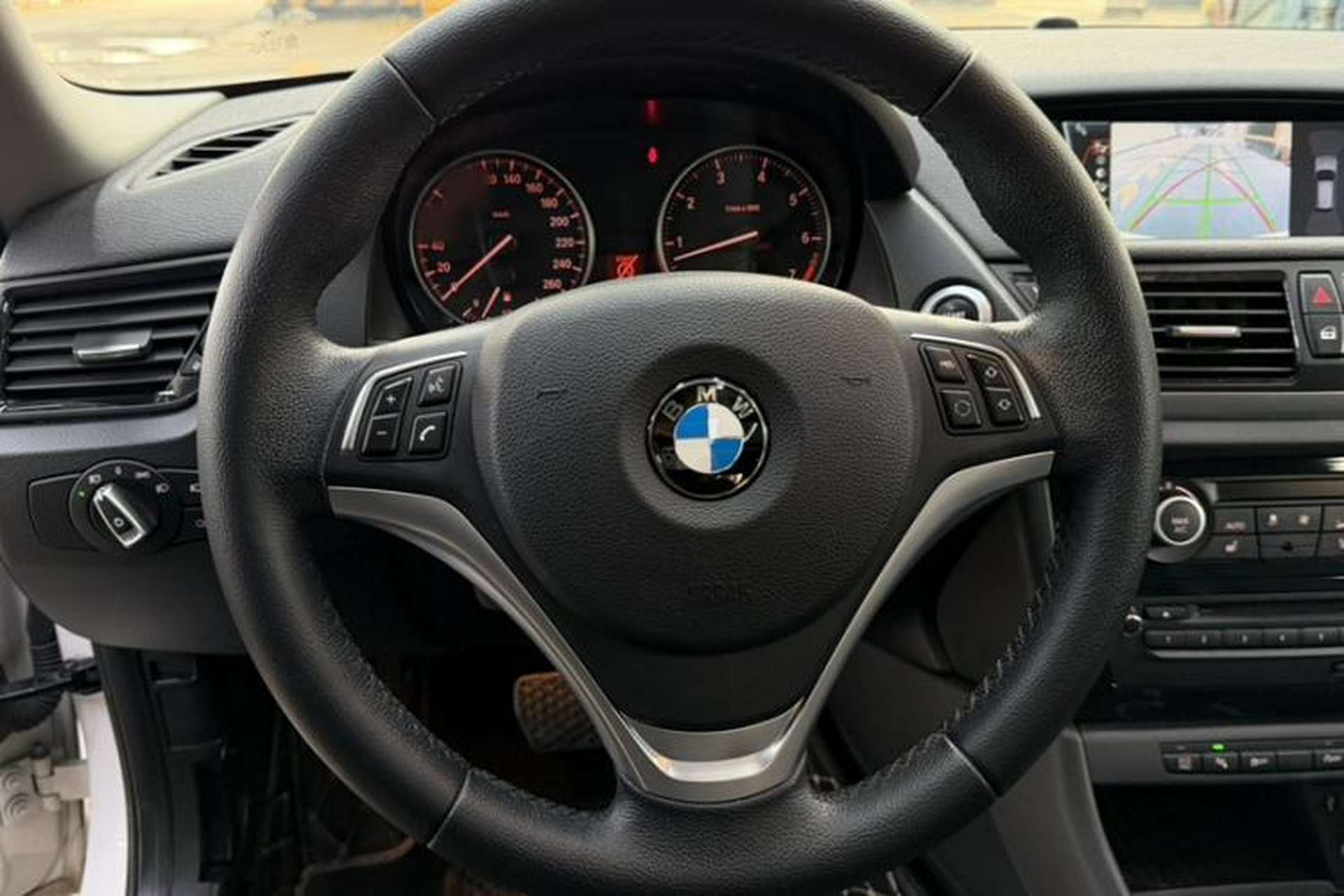 Used BMW X1 2015 sDrive18i Leading Edition Interior 10