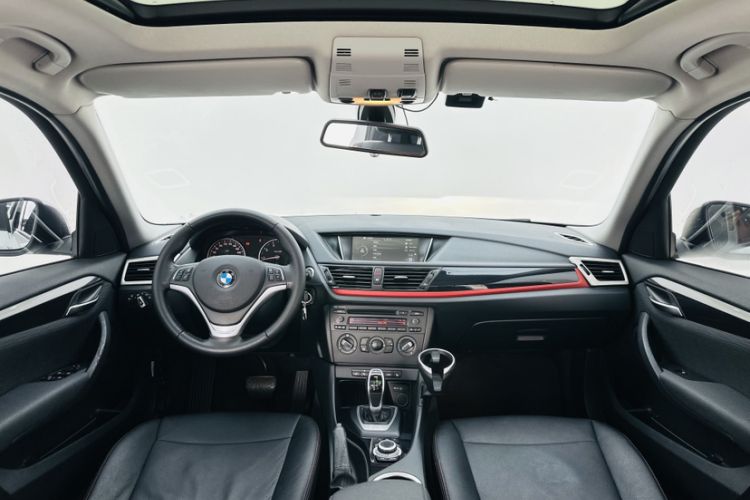 Used BMW X1 2015 sDrive18i Fashion Upgrade Edition Interior 2