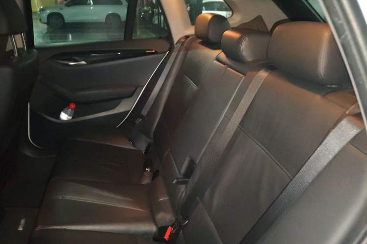 Used BMW X1 2015 xDrive20i Fashion Upgrade Edition Interior 2