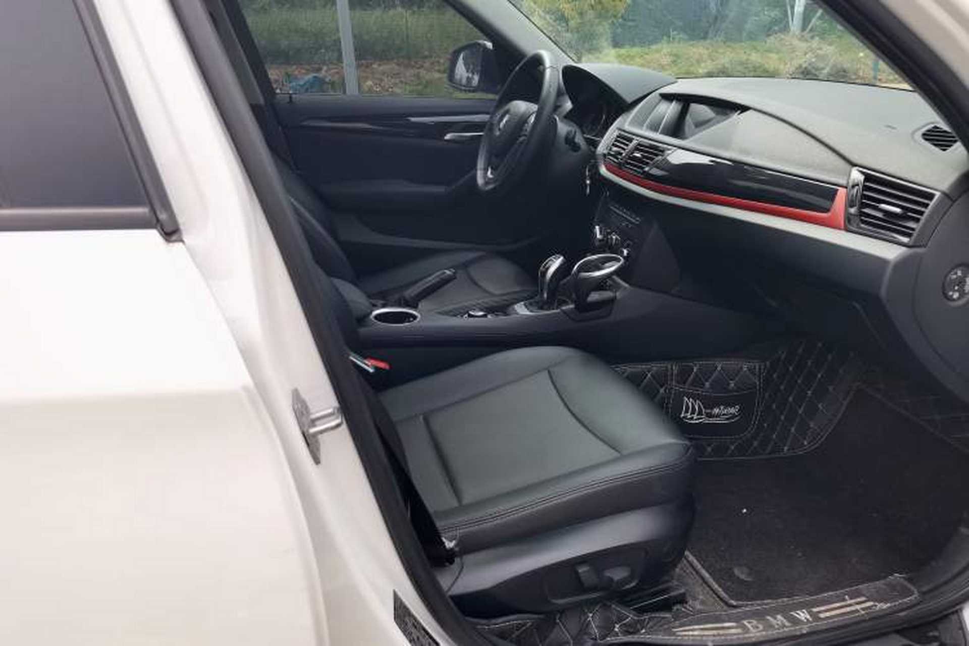 Used BMW X1 2015 sDrive18i Fashion Upgrade Edition Interior 6