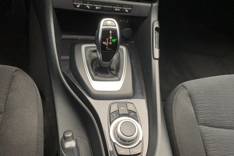 Used BMW X1 2015 sDrive18i Fashion Upgrade Edition Interior 7