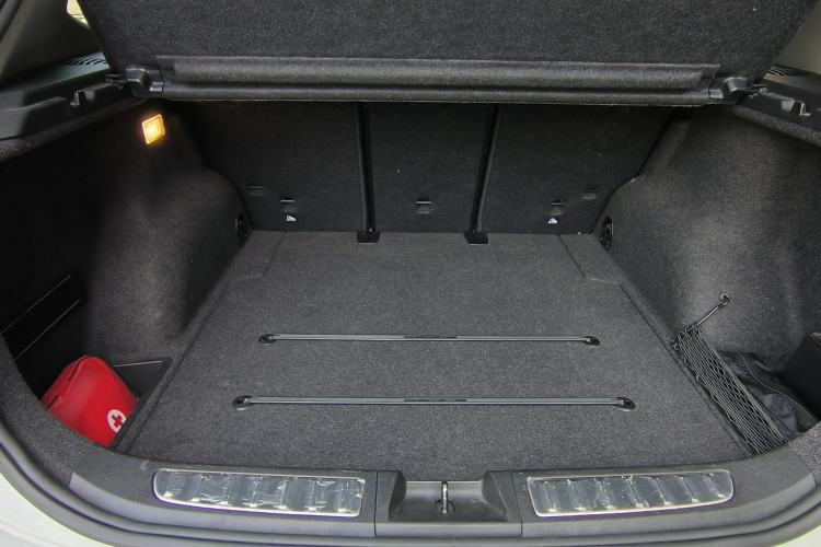 Used BMW X1 2015 sDrive18i Fashion Upgrade Edition Interior 9