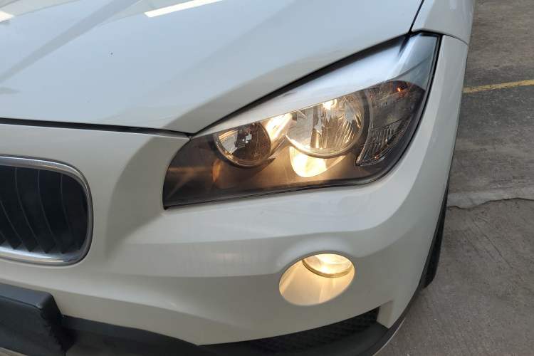 Used BMW X1 2015 sDrive18i Fashion Upgrade Edition Left Front Headlight