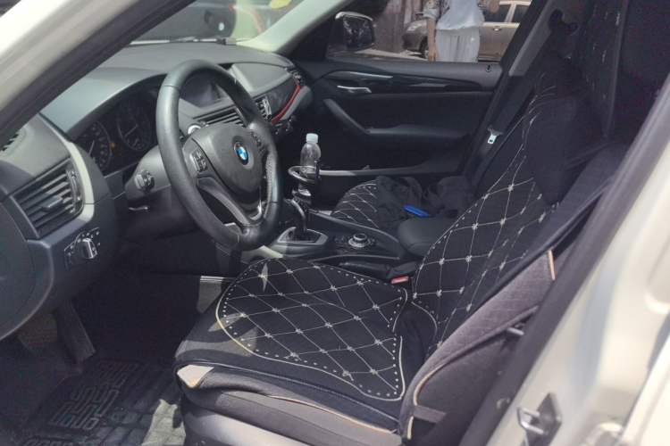 Used BMW X1 2015 sDrive18i Fashion Upgrade Edition Left Front Seat
