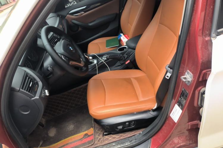 Used BMW X1 2015 sDrive18i Fashion Upgrade Edition Left Front Seat