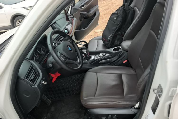 Used BMW X1 2015 sDrive18i Fashion Upgrade Edition Left Front Seat