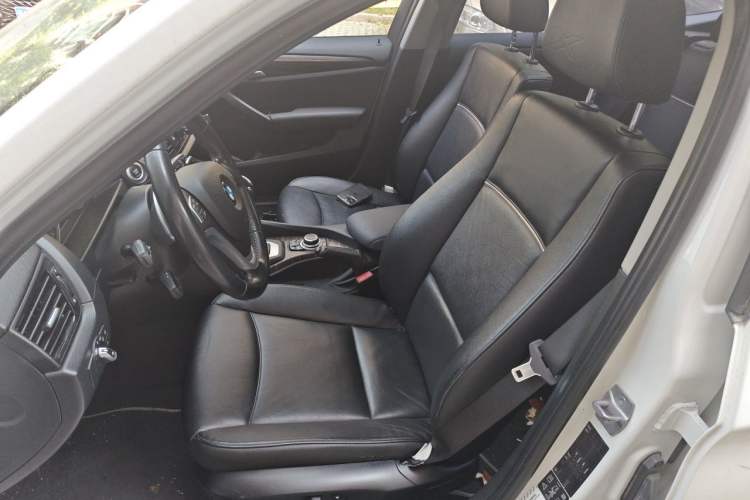 Used BMW X1 2015 xDrive20i X Package Upgrade Edition Left Front Seat
