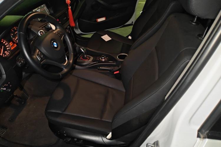 Used BMW X1 2015 sDrive18i Leading Edition Left Front Seat