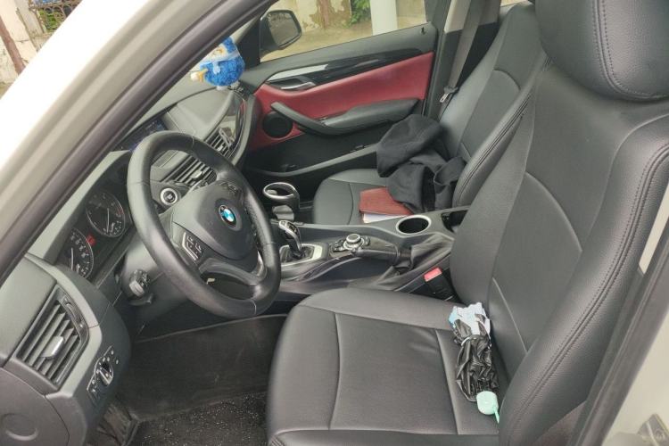 Used BMW X1 2015 sDrive18i Fashion Upgrade Edition Left Front Seat