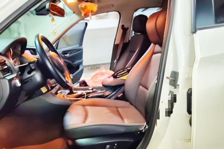 Used BMW X1 2015 sDrive18i Leading Edition Left Front Seat