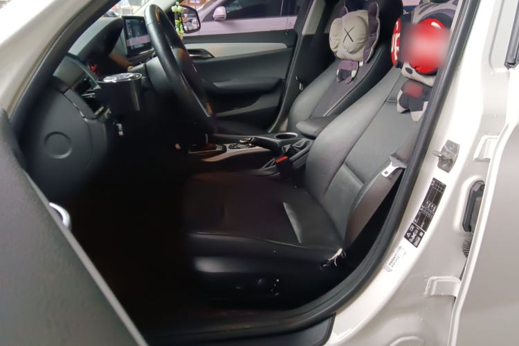 Used BMW X1 2015 xDrive20i Fashion Model Left Front Seat