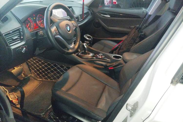Used BMW X1 2015 sDrive18i Leading Edition Left Front Seat