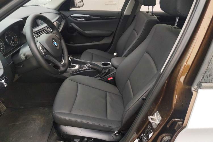 Used BMW X1 2015 sDrive18i Leading Edition Left Front Seat