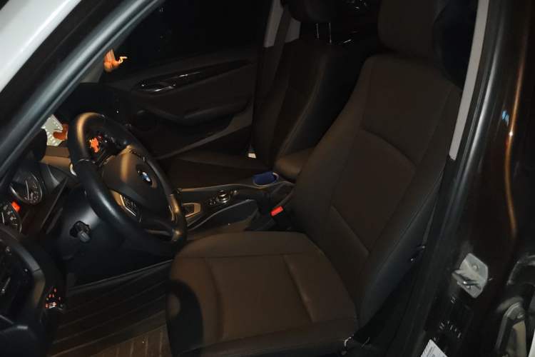 Used BMW X1 2015 sDrive18i Leading Edition Left Front Seat
