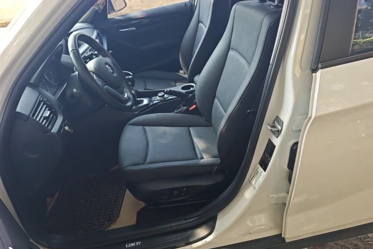 Used BMW X1 2015 sDrive18i Leading Edition Left Front Seat