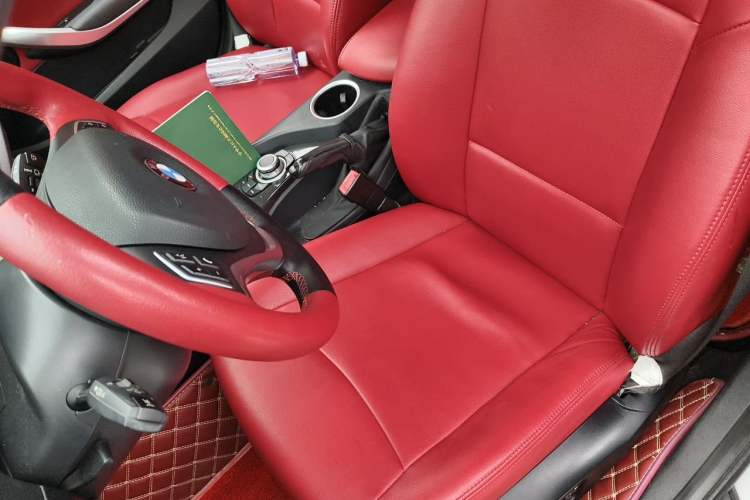 Used BMW X1 2015 sDrive18i Fashion Upgrade Edition Left Front Seat