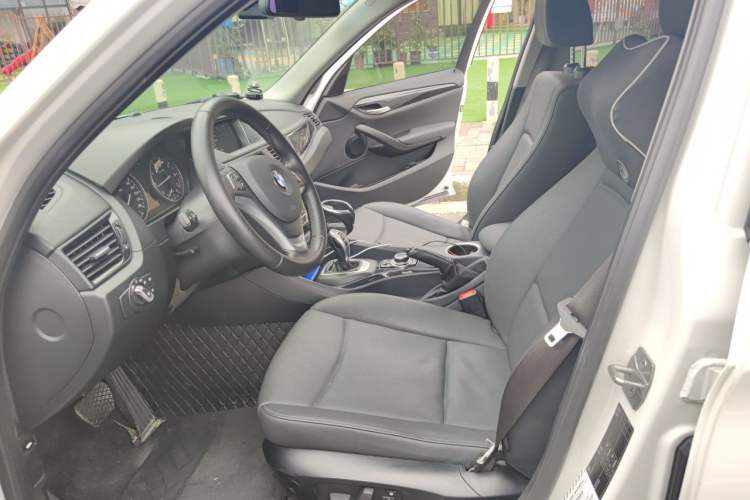 Used BMW X1 2015 sDrive18i Leading Edition Left Front Seat