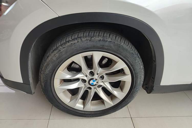 Used BMW X1 2015 sDrive18i Fashion Upgrade Edition Left Front Wheel Hub
