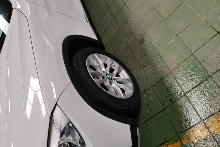 Used BMW X1 2015 sDrive18i Fashion Upgrade Edition Left Front Wheel Hub