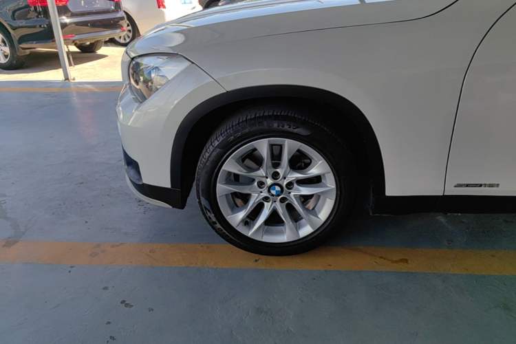 Used BMW X1 2015 sDrive18i Fashion Upgrade Edition Left Front Wheel Hub