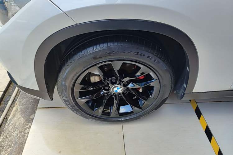 Used BMW X1 2015 sDrive18i Fashion Upgrade Edition Left Front Wheel Hub