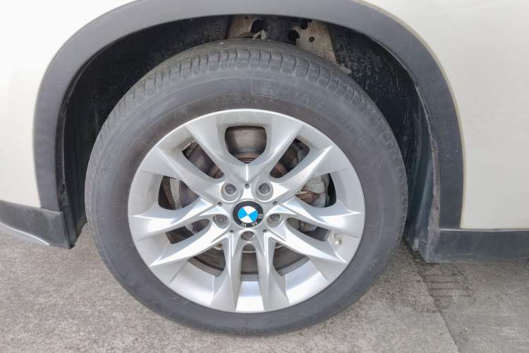 Used BMW X1 2015 sDrive18i Fashion Upgrade Edition Left Front Wheel Hub