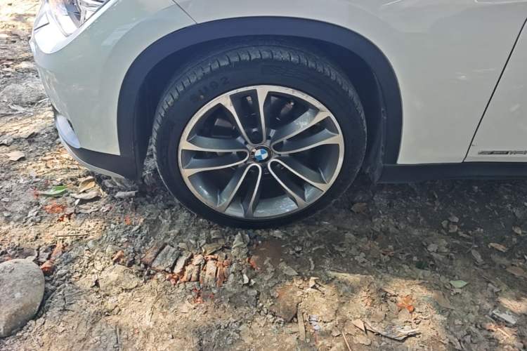 Used BMW X1 2015 sDrive18i Leading Edition Left Front Wheel Hub